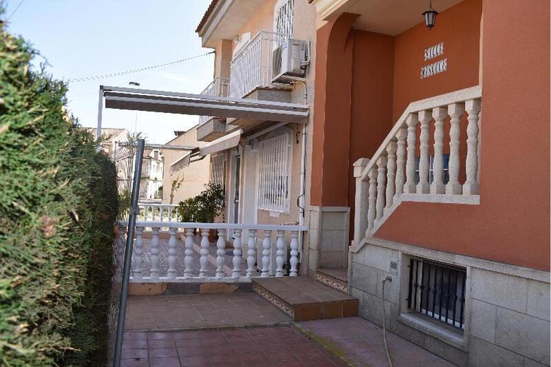 6 Cuarto Villa en venta