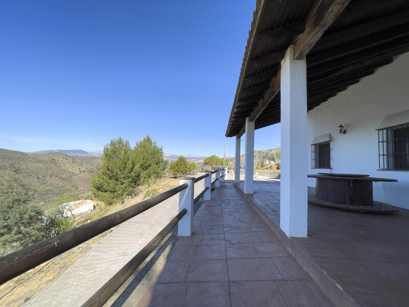 Landhaus zu verkaufen in Almogia, Málaga