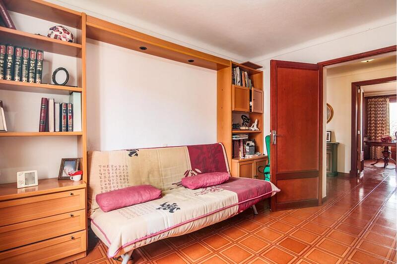 9 Cuarto Villa en venta