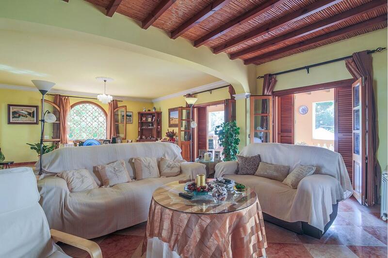 4 bedroom Villa for sale