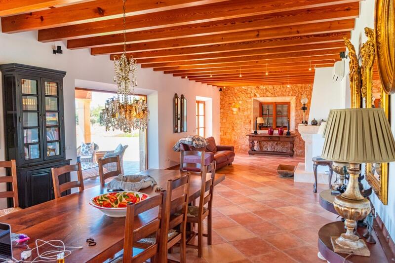 4 bedroom Country House for sale