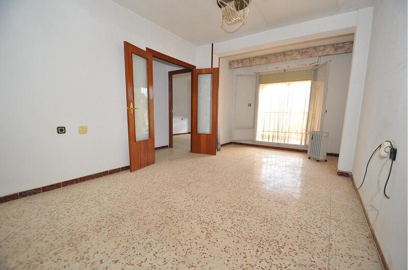 4 bedroom Apartment for sale