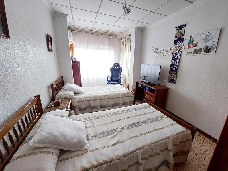 3 Schlafzimmer Stadthaus zu verkaufen