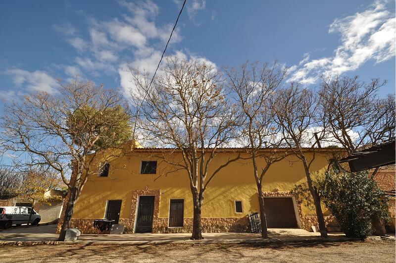 Landhaus zu verkaufen in Yecla, Murcia