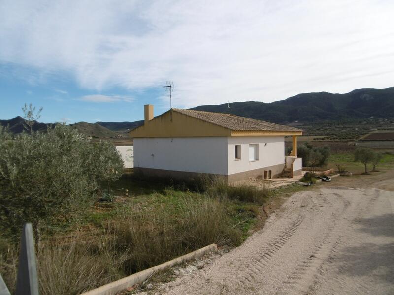 Villa en venta en Yecla, Murcia