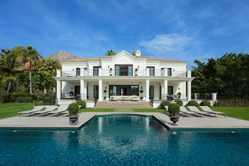 6 bedroom Villa for sale