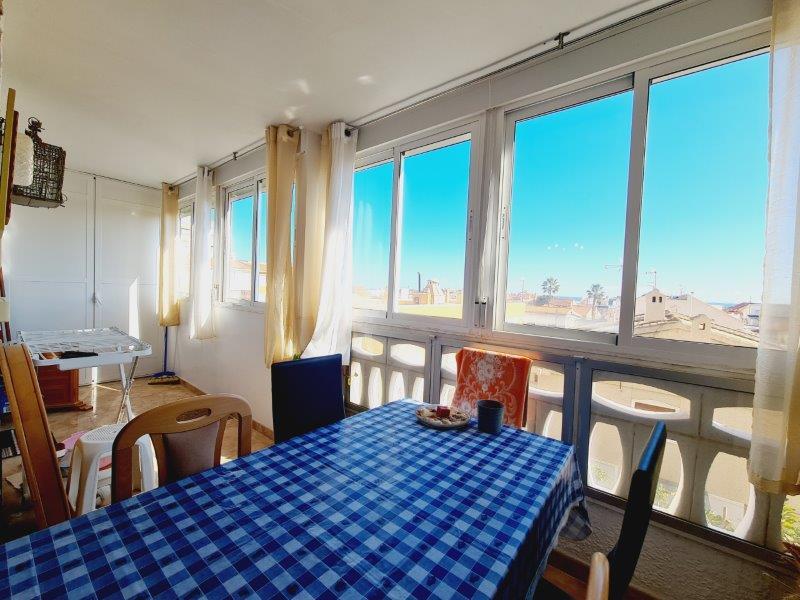 Apartamento en venta en La Mata, Alicante