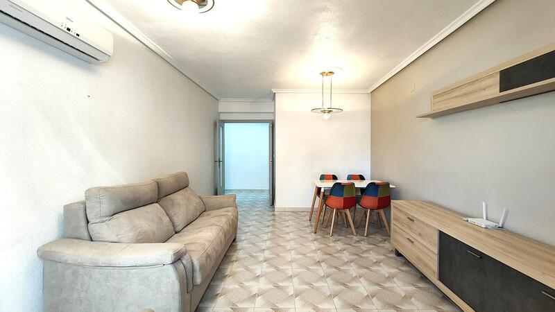 Apartamento en venta en Torrevieja, Alicante