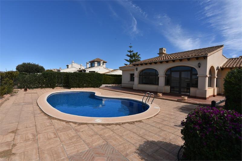 Villa for sale in Hacienda del Alamo Golf Resort, Murcia