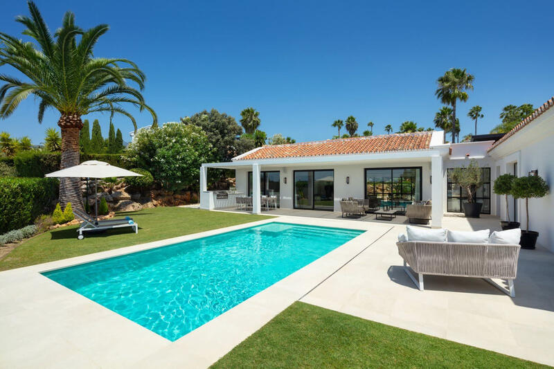 Villa till salu i Nueva Andalucia, Málaga