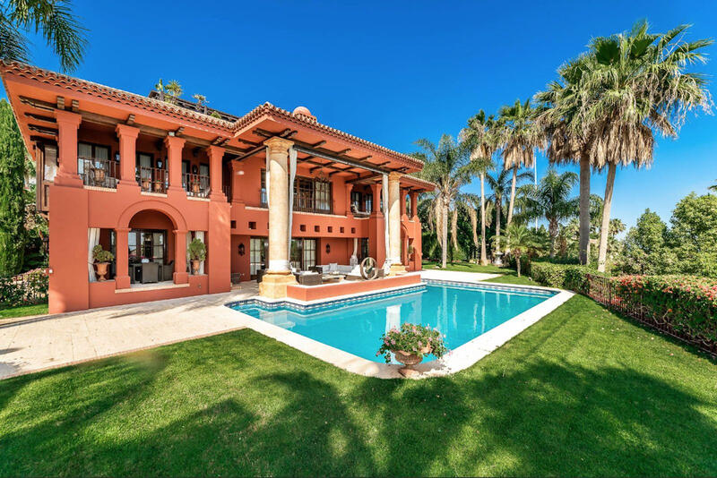 6 bedroom Villa for sale