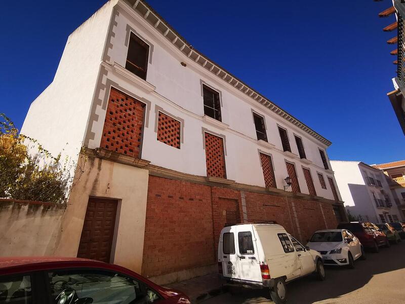 10 bedroom Commercial Property for sale