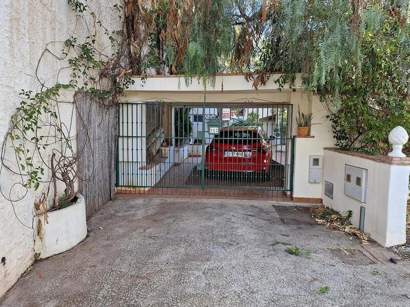 4 Cuarto Villa en venta