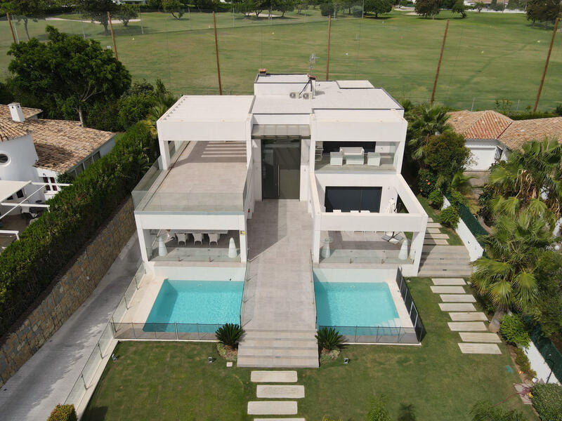 5 bedroom Villa for sale