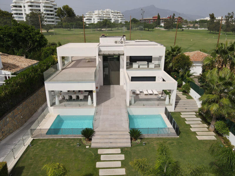 5 bedroom Villa for sale