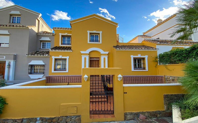 Maison de Ville à vendre dans Estepona, Málaga