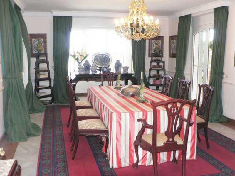 7 chambre Villa à vendre