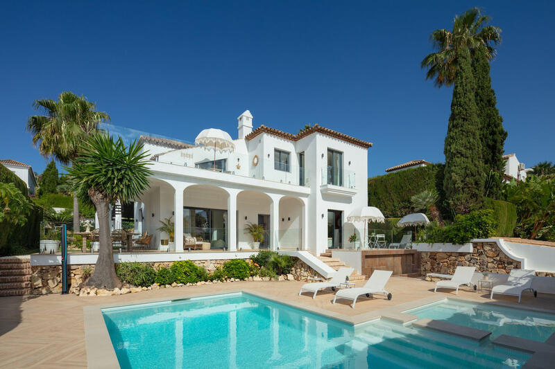 Villa à vendre dans Nueva Andalucia, Málaga