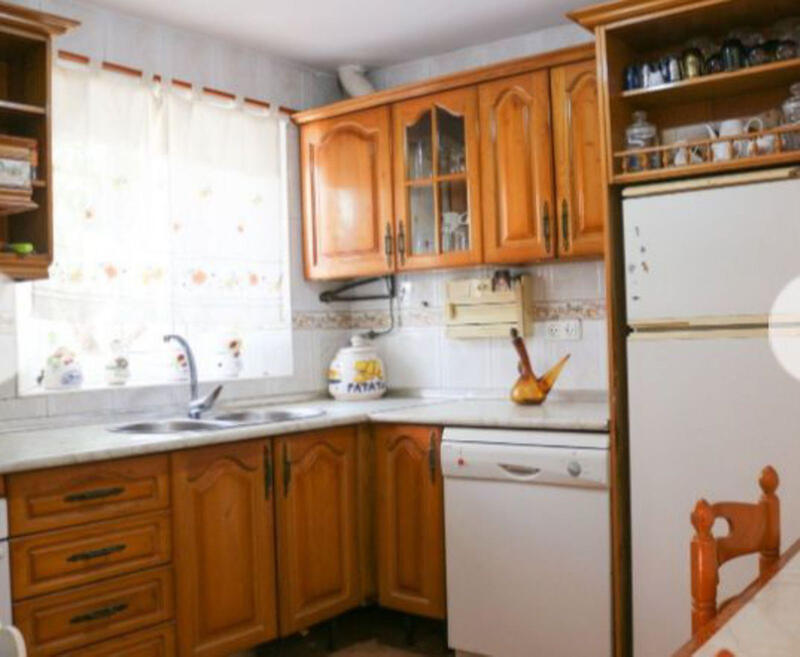 8 Cuarto Adosado en venta