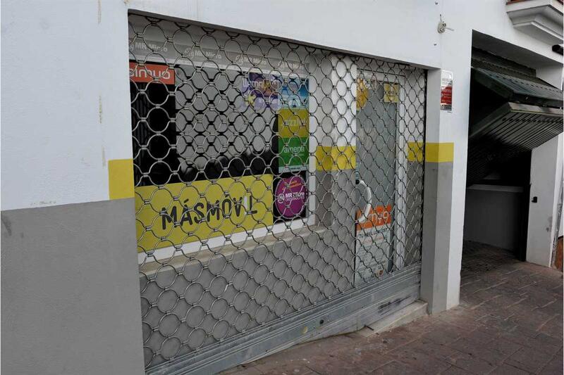 1 Cuarto Local Comercial en venta