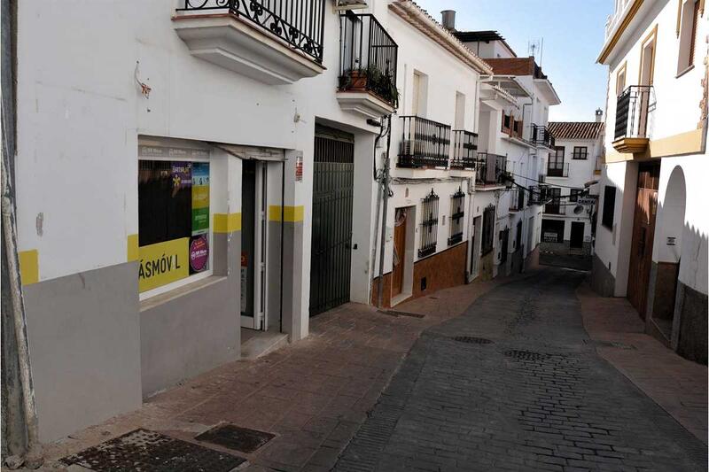 1 Cuarto Local Comercial en venta