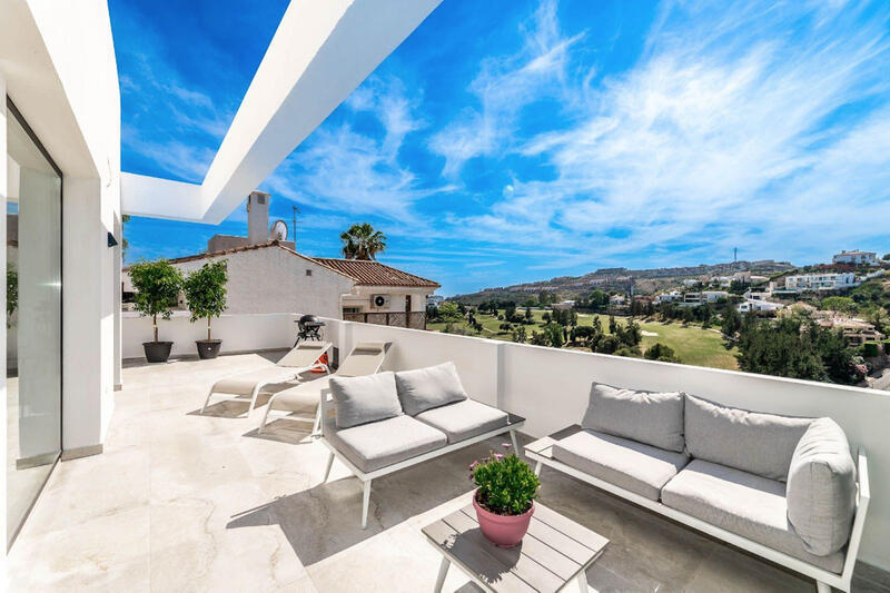 Villa en venta en Benahavis, Málaga