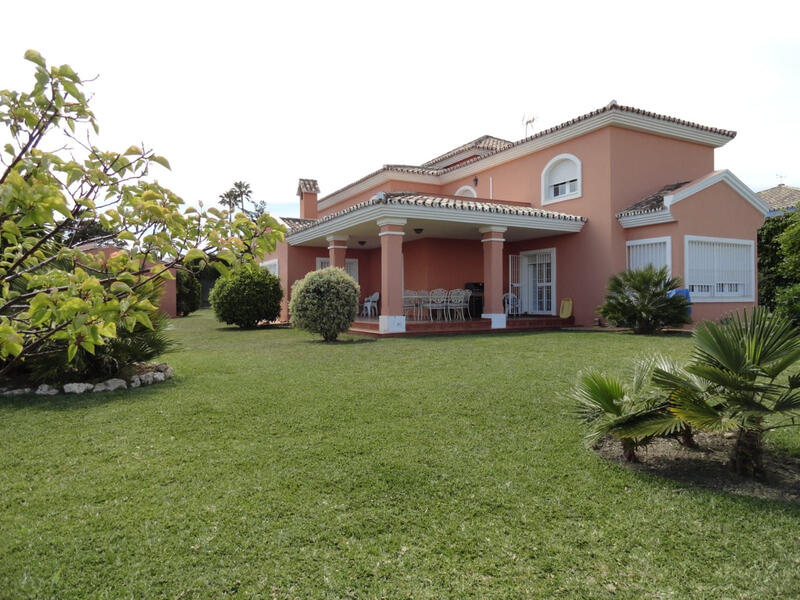 4 Cuarto Villa en venta