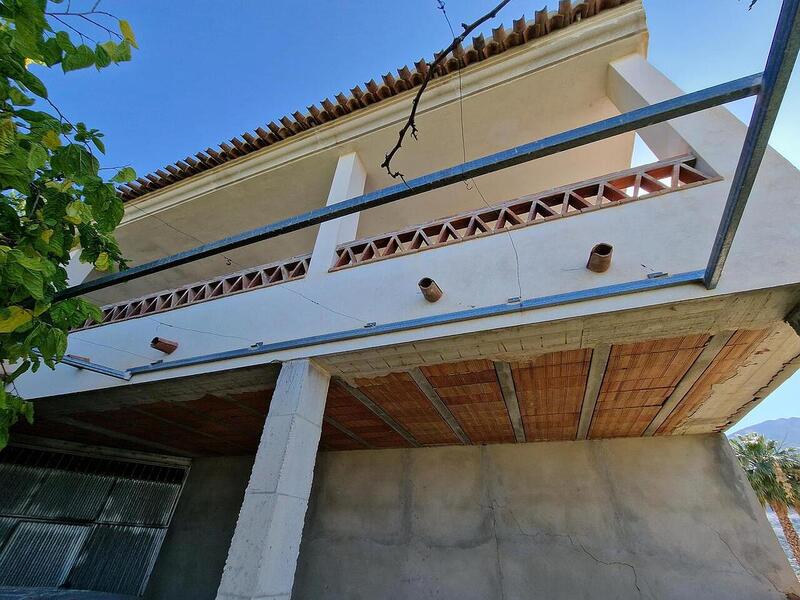 6 Cuarto Villa en venta