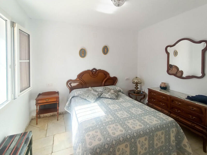 1 bedroom Country House for sale