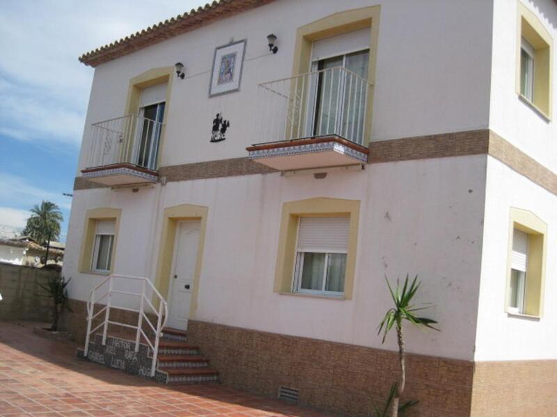 8 Cuarto Villa en venta