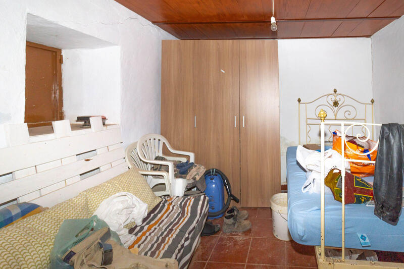 2 bedroom Country House for sale