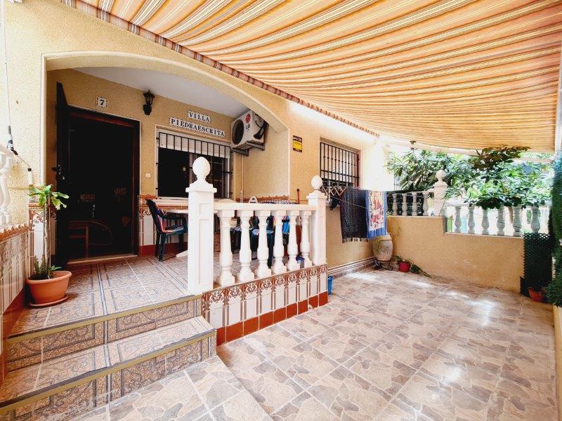 Apartment for sale in La Mata, Alicante