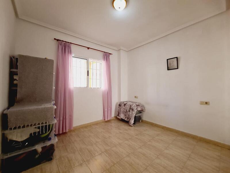 2 slaapkamer Appartement Te koop