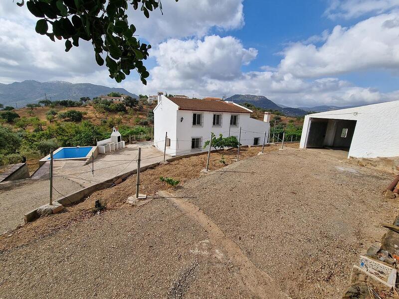 Villa zu verkaufen in Comares, Málaga