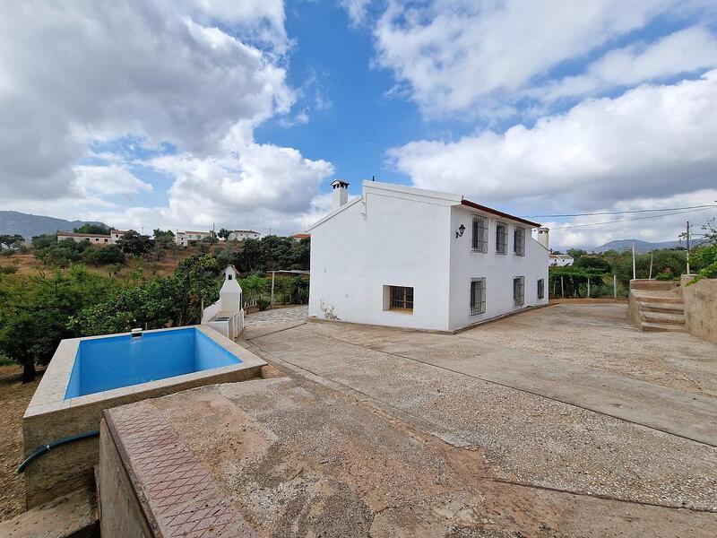 6 Cuarto Villa en venta