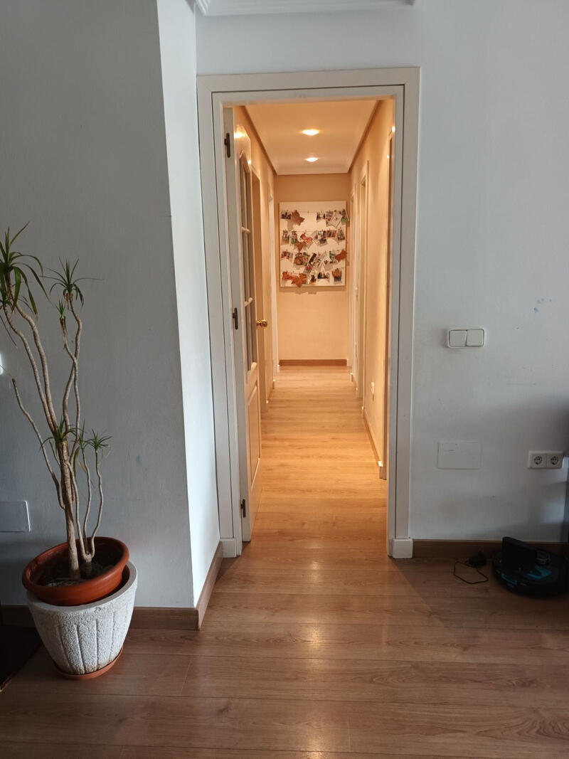 4 slaapkamer Appartement Te koop