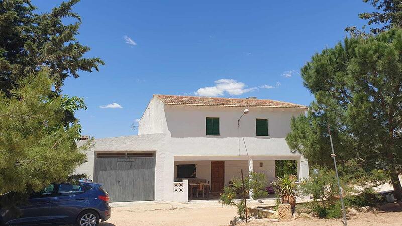 Country House for sale in Yecla, Murcia