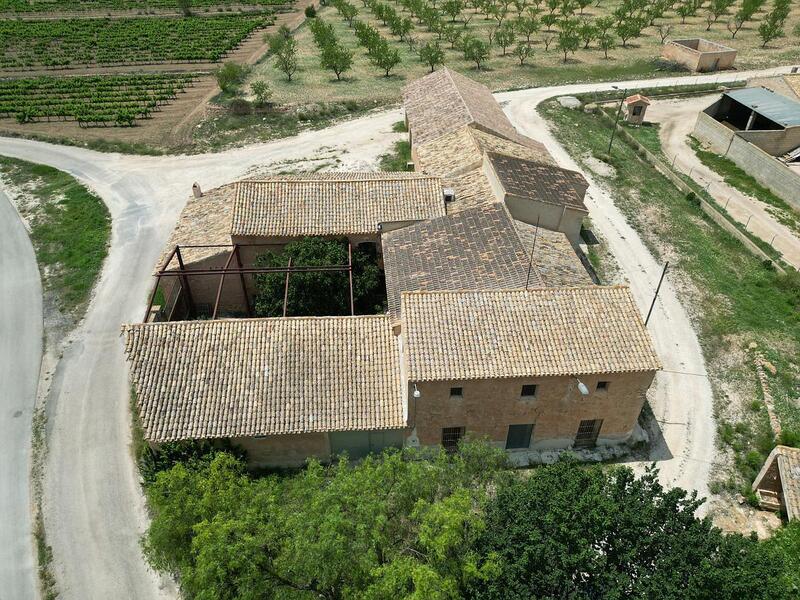 Auberge à vendre dans Pinoso, Alicante