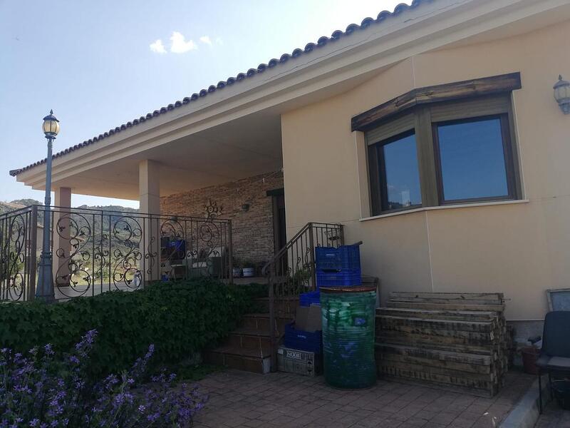 2 Cuarto Villa en venta