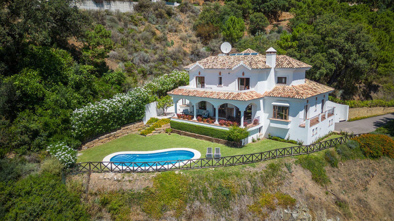 Villa till salu i Benahavis, Málaga