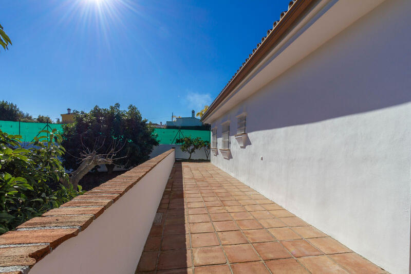 4 Cuarto Villa en venta