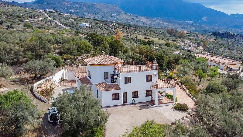 4 bedroom Villa for sale