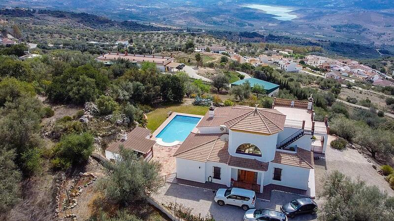 4 bedroom Villa for sale