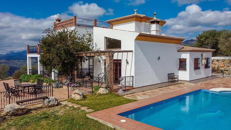 4 Cuarto Villa en venta