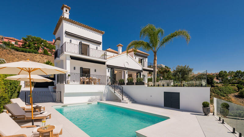 Villa en venta en La Quinta, Málaga