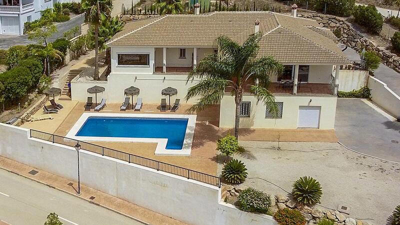 Villa for sale in Periana, Málaga