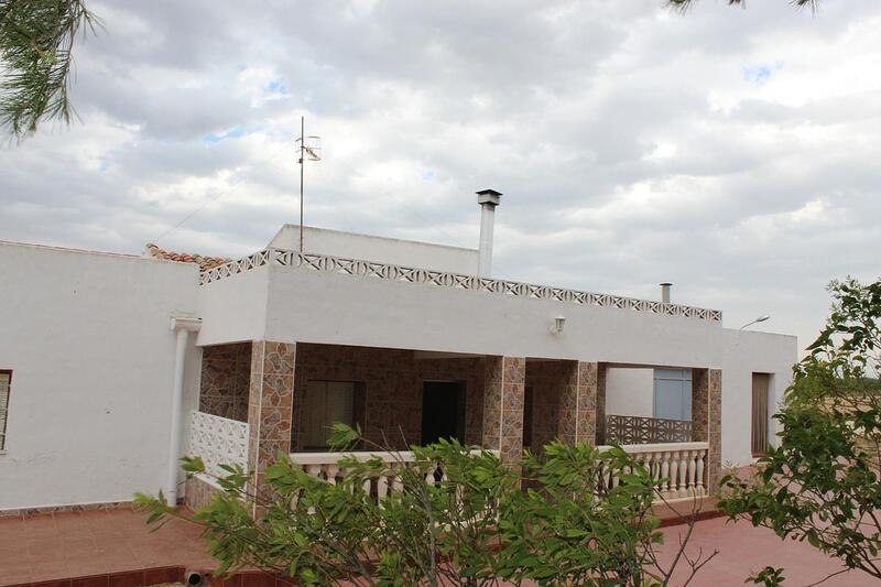 4 Cuarto Villa en venta