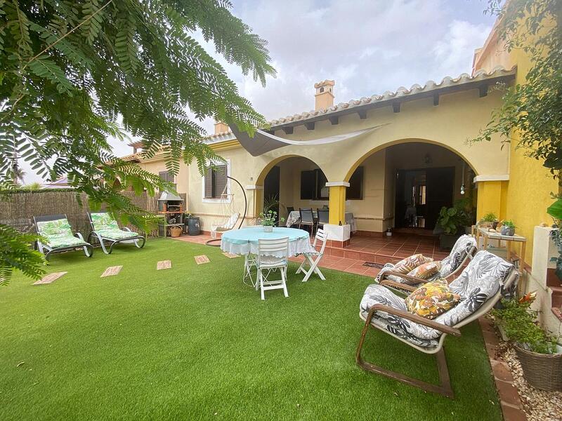 2 Cuarto Villa en venta