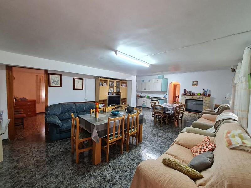 4 Cuarto Villa en venta