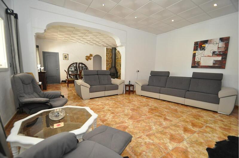 5 bedroom Villa for sale